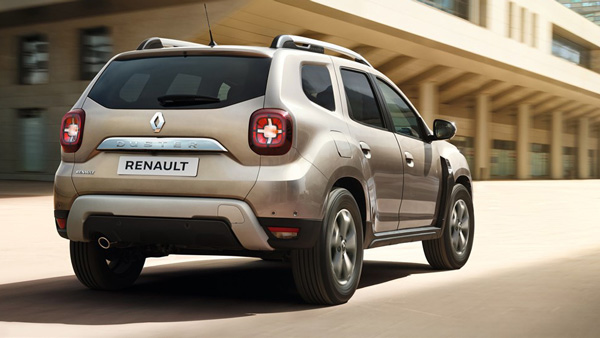 renault duster rear view