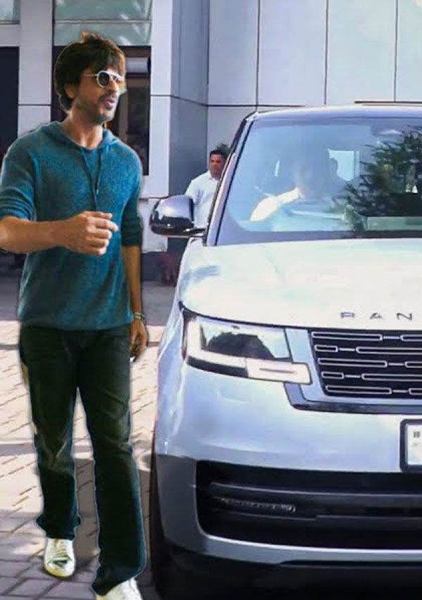 Shahrukh Khan s Range Rovers