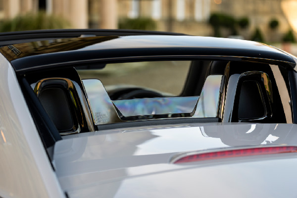 Mazda MX-5 Wins Top Convertible Award