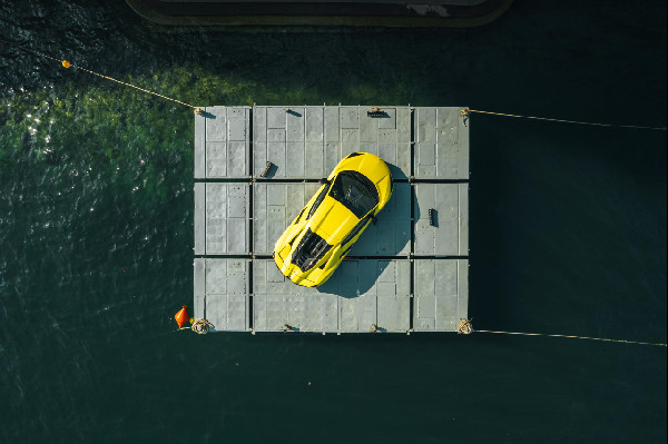 Lugano Marks Year with Urus SE Launch