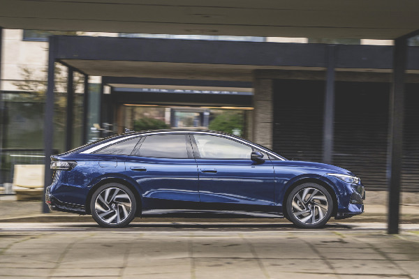 VW ID.7 Pro S: Long Range & Fast Charge