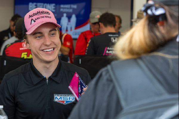 Palou Takes Hybrid INDYCAR Pole