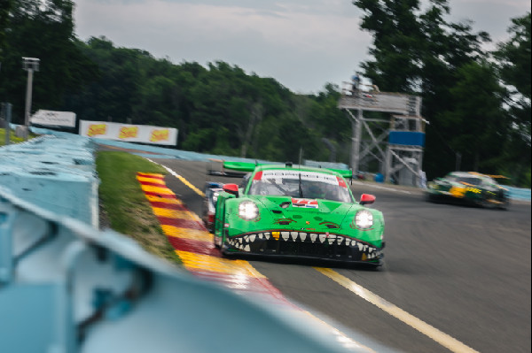 Porsche Teams Take on GTD at CTMP