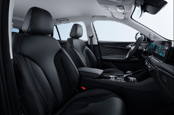 New MG HS SUV Debuts at Goodwood