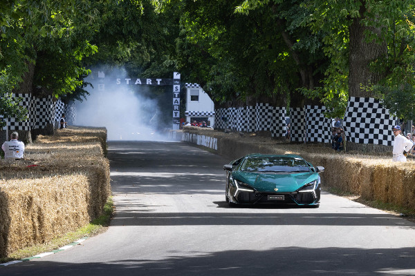 Lamborghini's Hybrid Debut at Goodwood