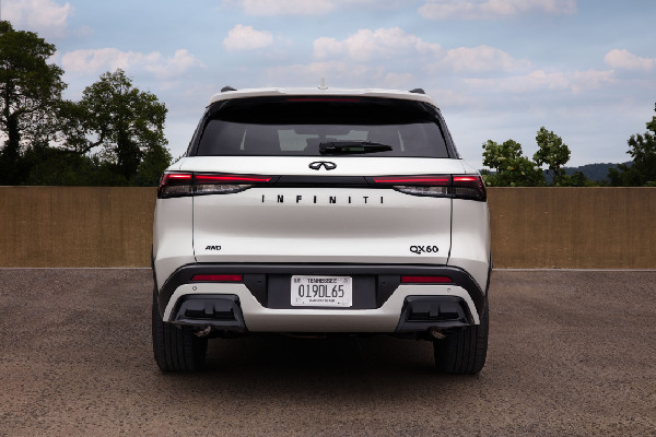 New Infiniti QX60: Luxury Meets Family