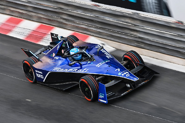 Maserati's Strong Finish in Formula E S10