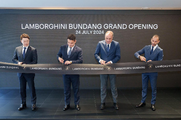 New Lamborghini Outlet in Bundang