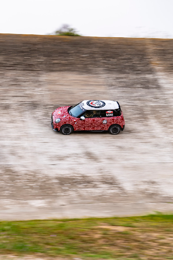 Electric MINI JCW Debuts at Goodwood