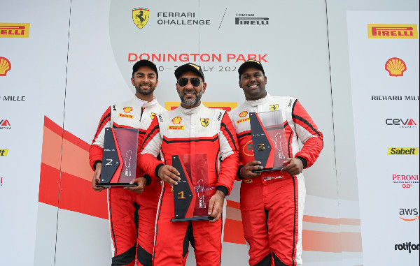 Ferrari Challenge UK: Donington Thrills Ferrari Challenge UK: Donington Thrills