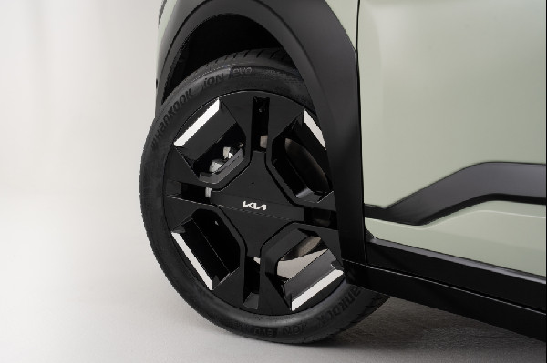 Kia EV3 UK Pricing & Specs Announced