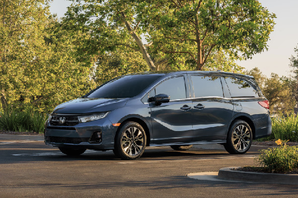 New Honda Odyssey: Style & Tech