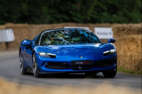 Bearman's Ferrari Drive Wows at Goodwood