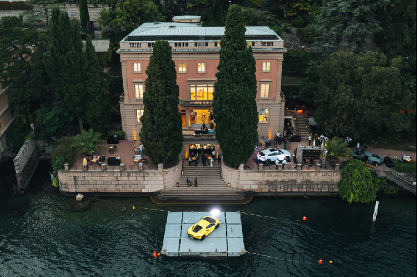 Lugano Marks Year with Urus SE Launch