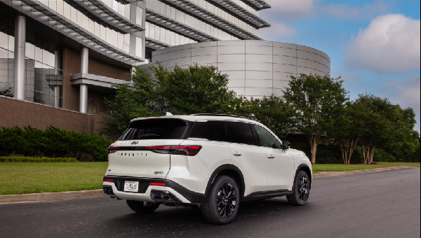 New Infiniti QX60: Luxury Meets Family