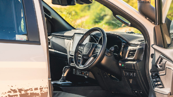 D-Max Mudmaster: Off-Road Excellence D-Max Mudmaster: Off-Road Excellence