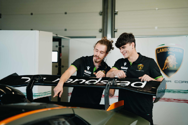 Lamborghini & Macron Team Up