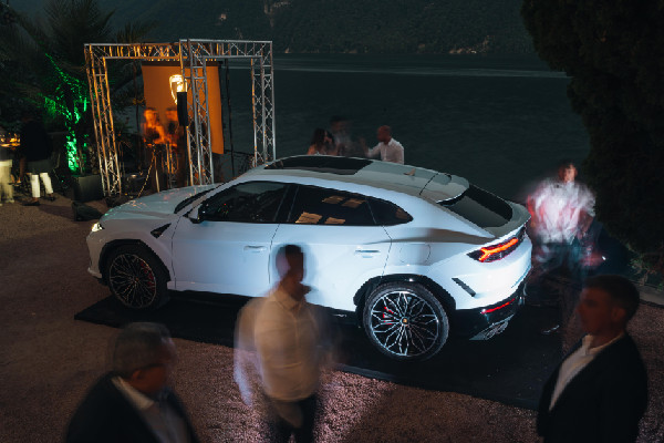 Lugano Marks Year with Urus SE Launch
