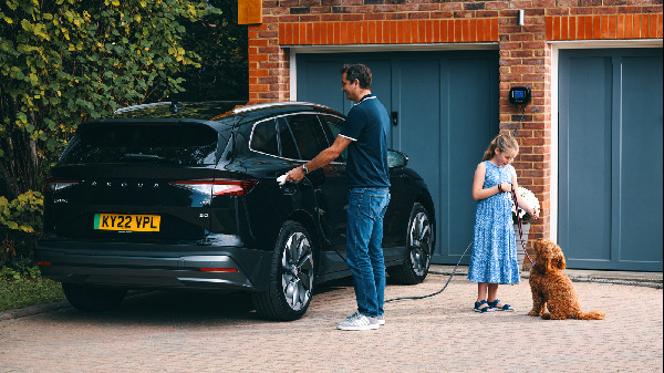 VW UK & OVO Unite for EV Charging