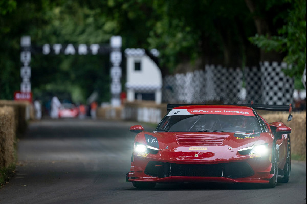 Bearman's Ferrari Drive Wows at Goodwood