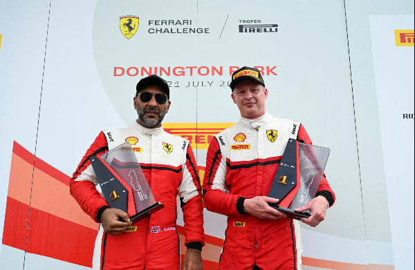 Ferrari Challenge UK: Donington Thrills Ferrari Challenge UK: Donington Thrills