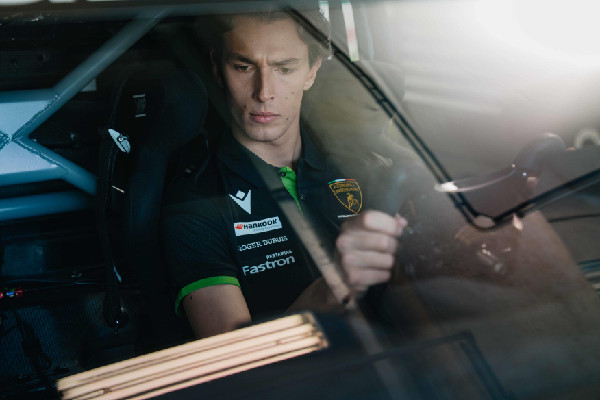 Lamborghini & Macron Team Up