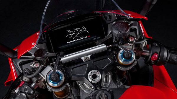 2025 Ducati Panigale V4 Revealed
