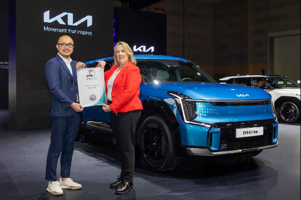 Kia EV9 Wins Global Best Car Award