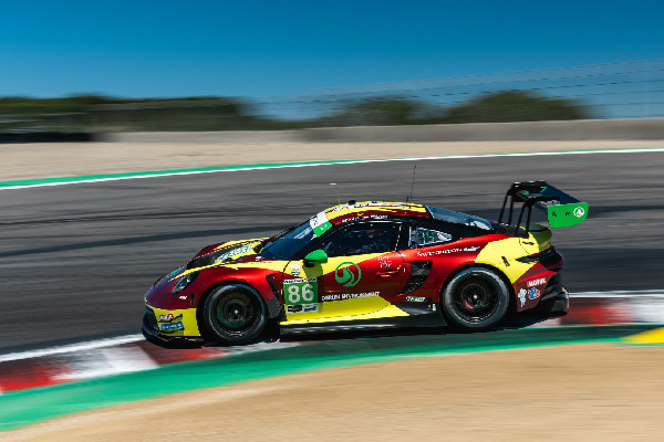 Porsche Teams Take on GTD at CTMP