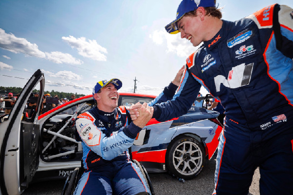 Hyundai Wins at Canadian Tire Motorsport