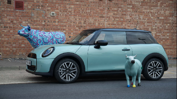 MINI Supports OxTrail 2024 Charity