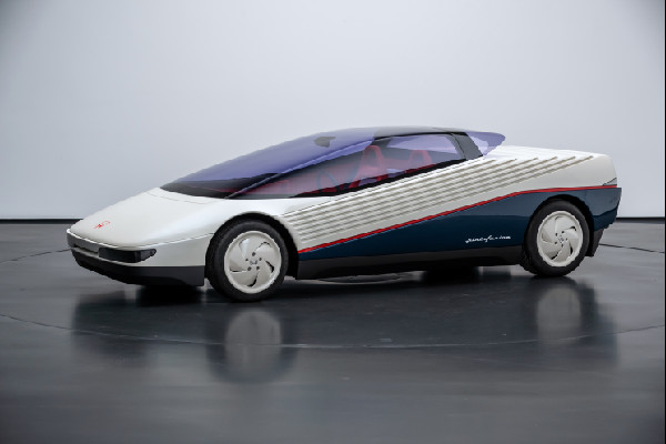 Honda HP-X Debuts at Pebble Beach