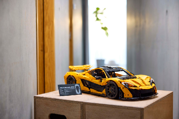 LEGO Technic McLaren P1 Unveiled