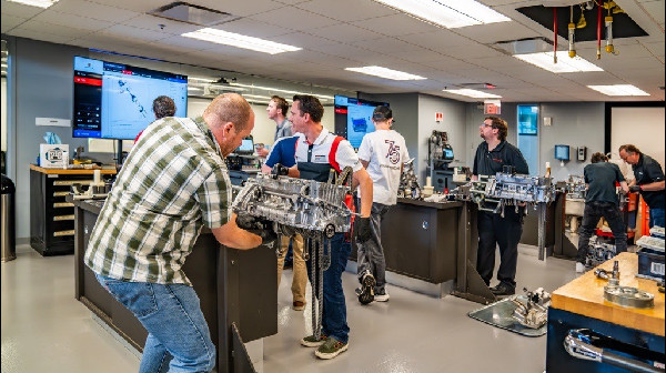 Porsche's 25-Year Training Milestone Porsche's 25-Year Training Milestone