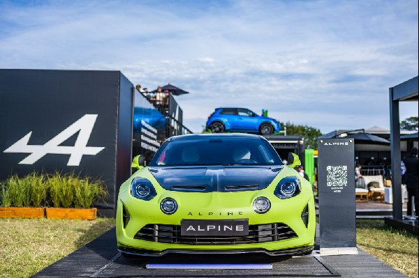 Alpine A110's Impressive Goodwood Finish