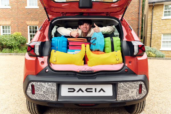 Dacia's Summer Packing Tips with Tetris Pro
