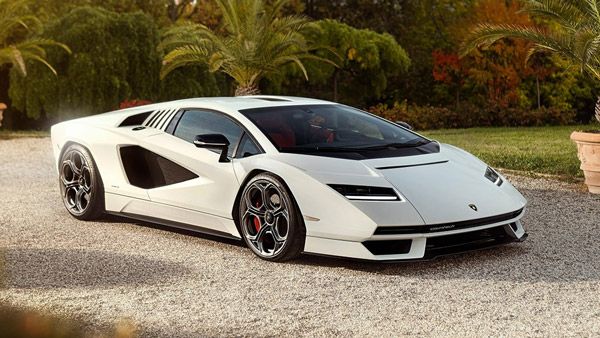 Classic Cars Revived With Modern Tech 4 Classic Cars Revived With Modern Tech 4