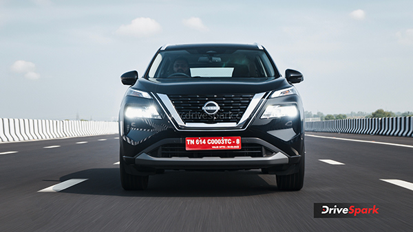 Nissan X-Trail Review front tracking shot