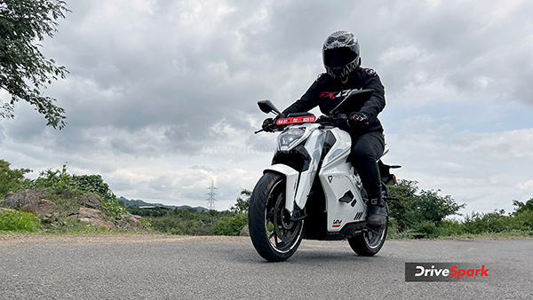 Ultraviolette F77 Mach 2 Review