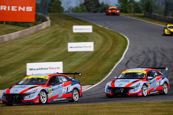 Hyundai Leads IMSA Championship
