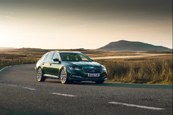 Škoda's Tribute: Superb Sleeper Edition