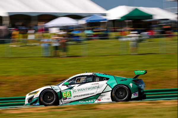 Acura Team's Tough Day at VIR