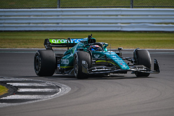 Loake Impresses in F1 Test