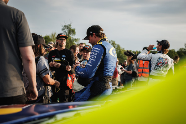 Pastrana Wins at Ojibwe Rally