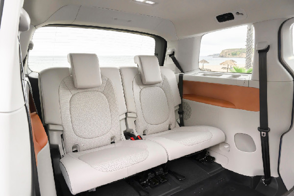 2025 ID. Buzz: Prices & Interiors