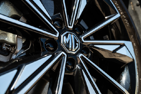 New MG HS Launch: UK Exclusive