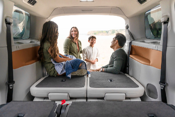 2025 ID. Buzz: Prices & Interiors