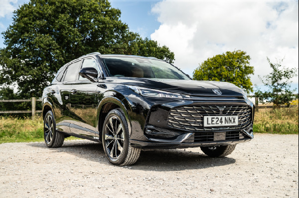 New MG HS Launch: UK Exclusive