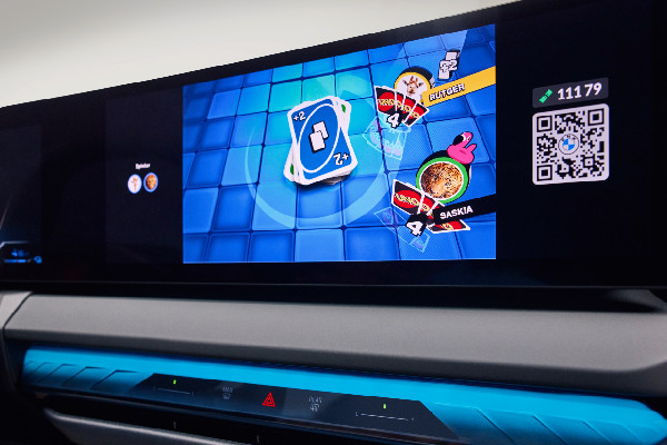 UNO Car Party Hits BMW & MINI