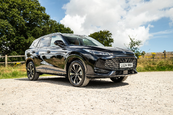 New MG HS Launch: UK Exclusive